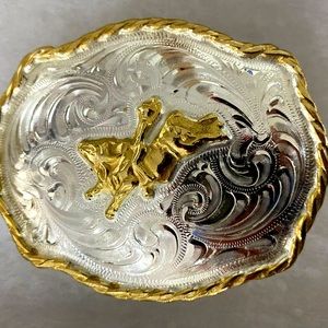 2 3/4 x 3 1/2 belt buckle. These are nice, quality buckles. New.